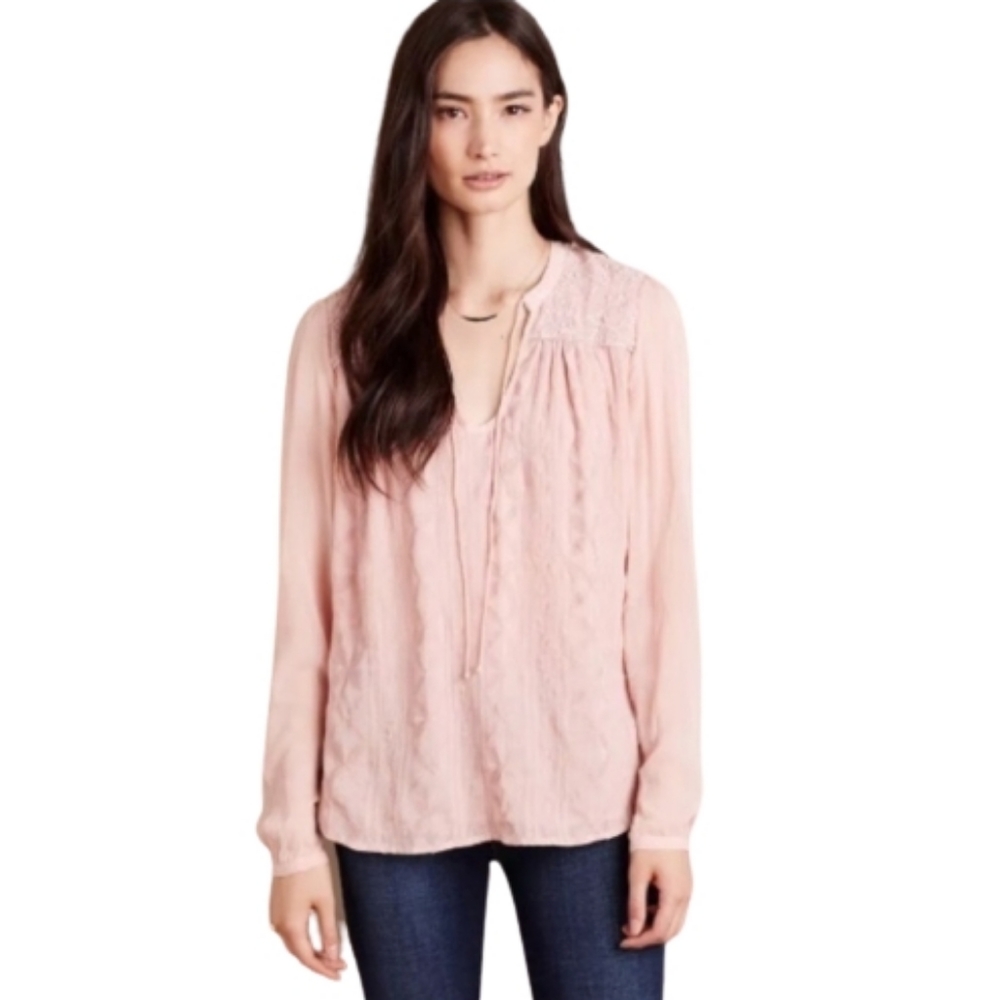 💥3/$25💥 Anthropologie Tiny Overlay Peasant Top - Picture 1 of 11